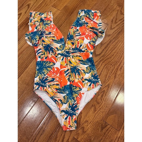 NWT Lot of (2) Binlowis Floral Ruffled V-Neck One-Piece Swimsuits Medium - Picture 3 of 9